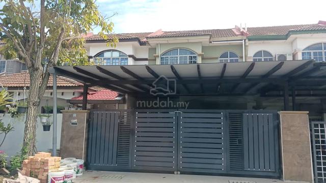 facing field renovated extended double storey bandar puteri klang 1
