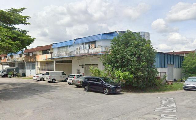 Corner 1.5sty terrace factory Puchong Utama 25x80 1