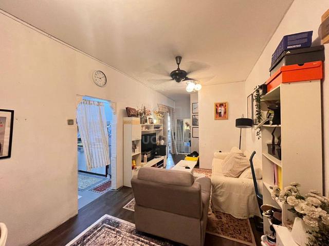Enggang Apartment 1