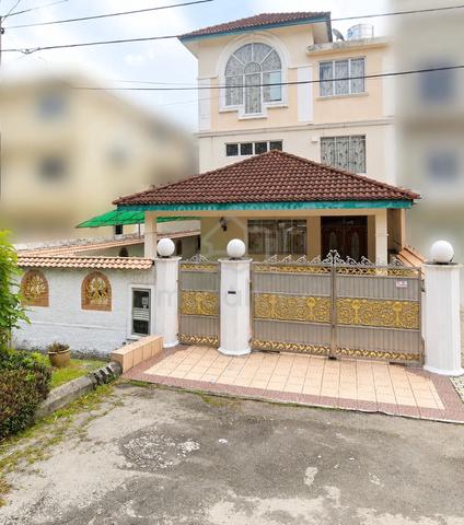 FOR SALE at TAMAN PELANGI | 3 Storey Semi-D | 1