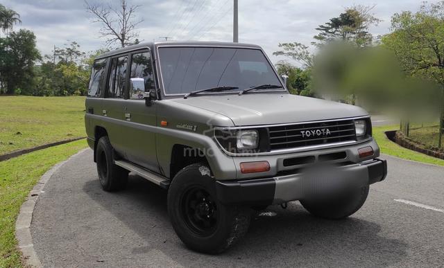 1995 Toyota LANDCRUISER 2.8 II LJ79RV (M) - 3