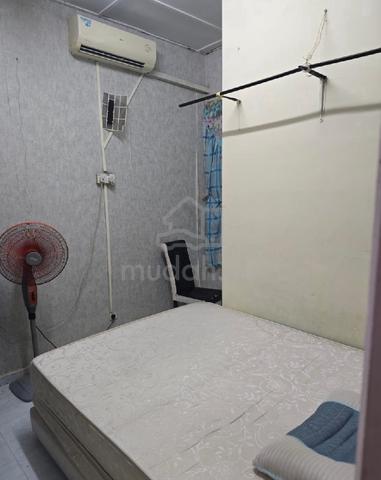Johor Taman Bukit Indah Room for Rent 1