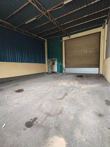 Mount Austin Single Storey Terrace Factory For Sale 1