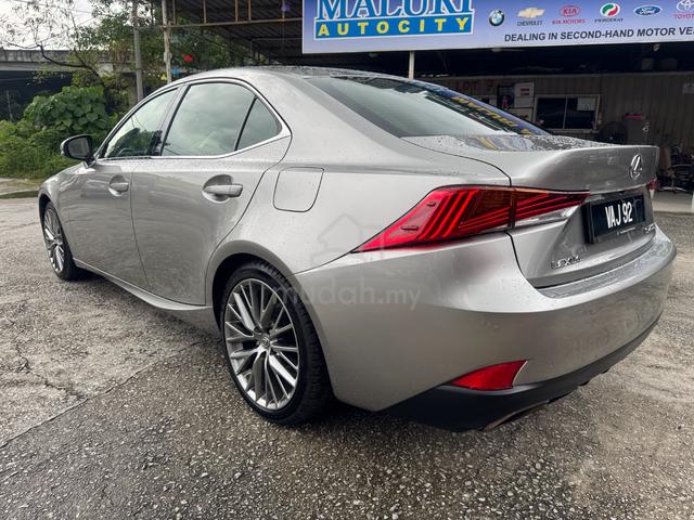 Lexus IS200 2.0T LUXURY FACELIFT,1Ladies,VIP No.92 - 4