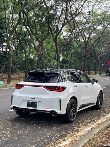 2025 Lexus LBX 1.6 MORIZO RR Bespoke EDITION (A) - 3