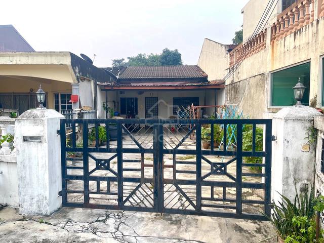 Single Storey Taman Setapak, Setapak Garden Kuala Lumpur HUGE CARPORSH 1