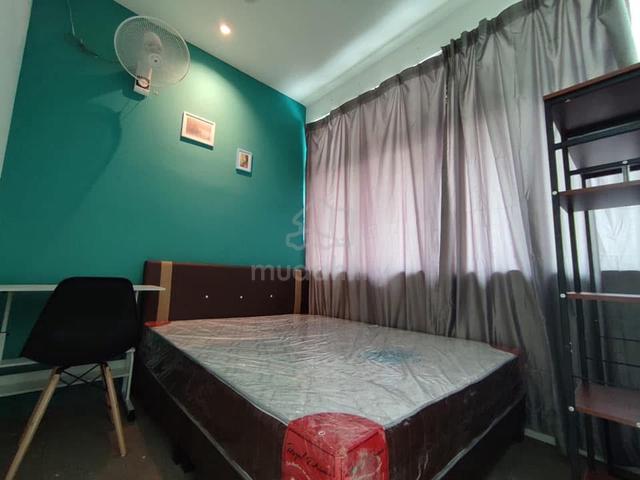 Room For Rent Jalan Kampar Shop upstairs 1