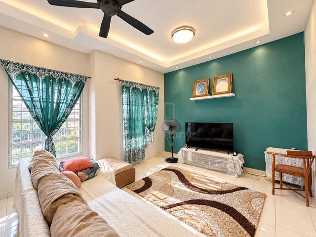4 Bedroom Renovated Freehold Below Market Value 1