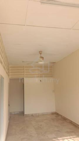 Lintang Batu Langchang , 1/terrace for sale - near market !! 1