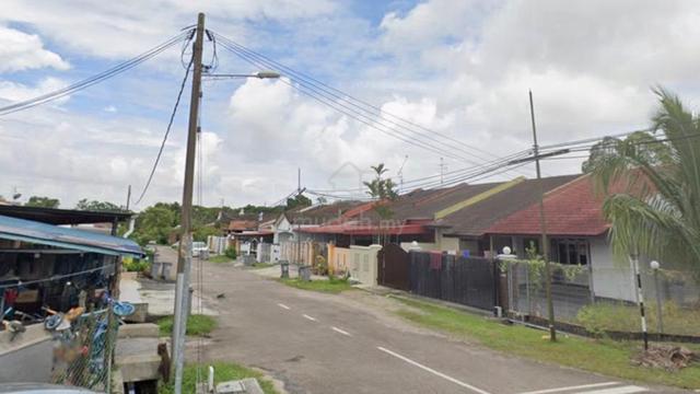 Johor Bahru Taman Daya Jalan Nipah C.Lot Single Storey Terrace House 1