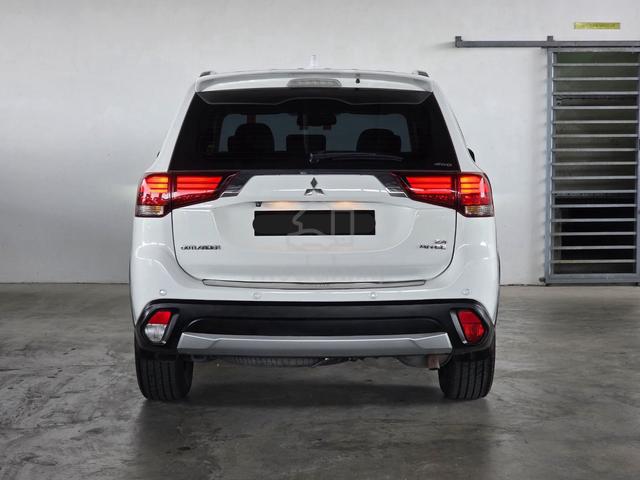 2021 Mitsubishi OUTLANDER 2.4 4wd 7 SEATER - 3