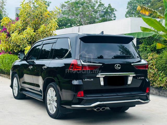 2017 Lexus LX570 5.7 (A) MIL 50K KM ONLY - 4
