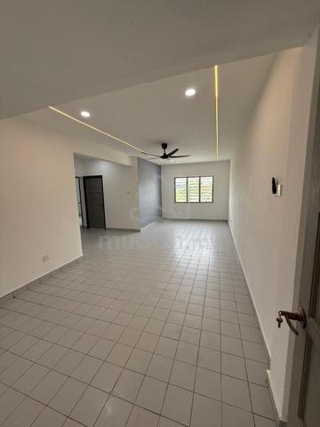 Permas Jaya Flat @ Permas Jaya, Masai Level 5 1