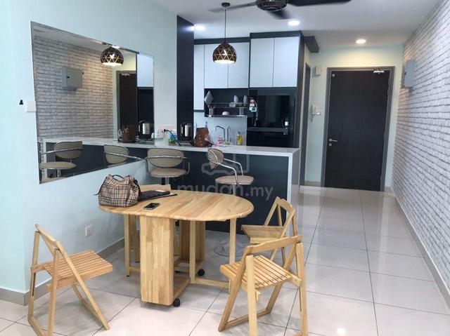 KL Traders Square Residences 1
