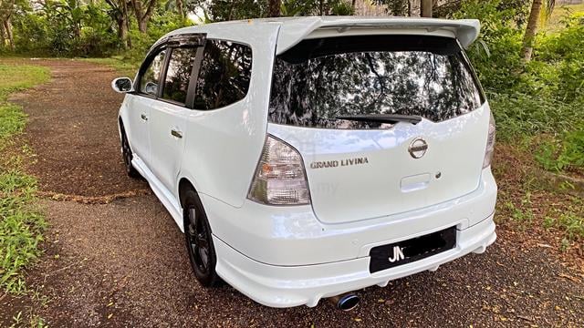 2012 Nissan GRAND LIVINA 1.8 PREMIUM/AUTECH MC - 4