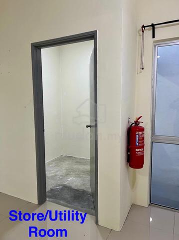 Good Big Upper Floor Townhouse Simfoni Perdana Puncak Alam For Rent 5