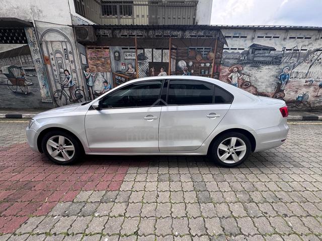 2011 Volkswagen JETTA 1.4 TSI (A) - 5