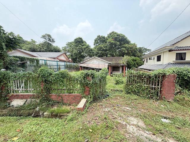 Cheap / Taman Majidee @ Kebun Teh / Bungalow Land / Gated Guarded 1