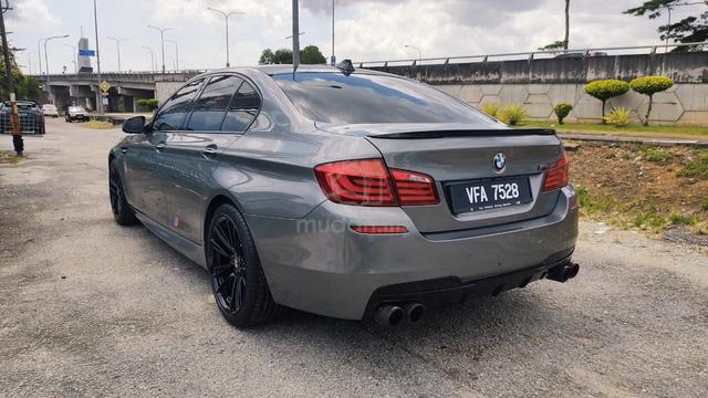 Bmw F10 520i 2.0 Msport (A) Buy1Free1 Kedai Loan - 4