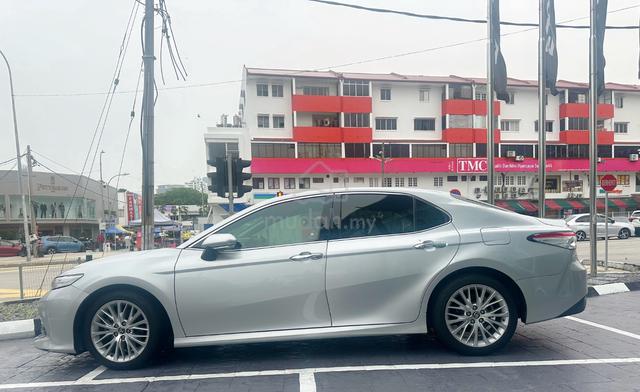 2020 Toyota CAMRY 2.5 V Silver metallic - 2