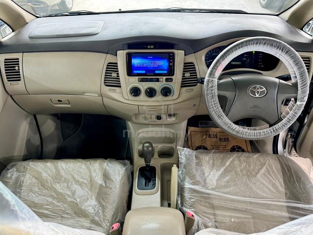 2015 Toyota INNOVA 2.0 E (A)/ GOOD CONDITION - 4