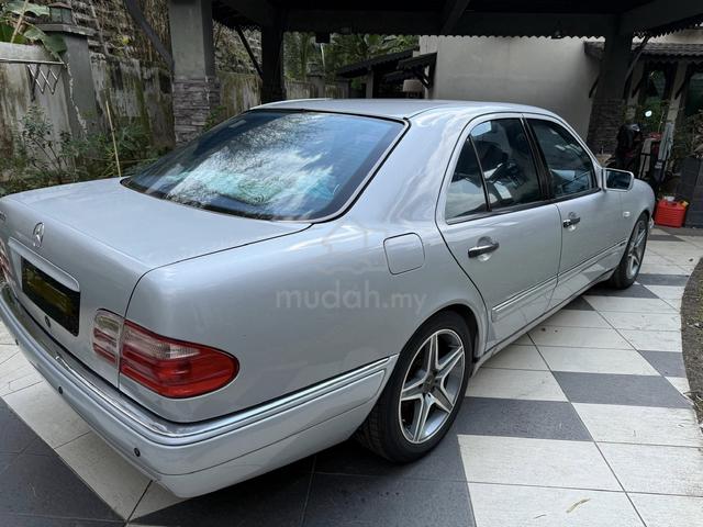 1998 Mercedes Benz E-CLASS 2.6 240 AVANTGARDE - 2