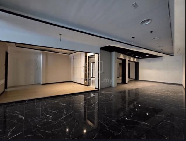 Freehold commercial property Sell with tenancy 1