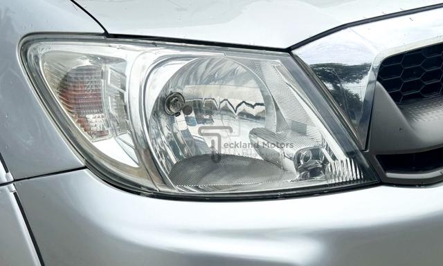 2009 Toyota HILUX 2.5 (A) G Facelift - 3