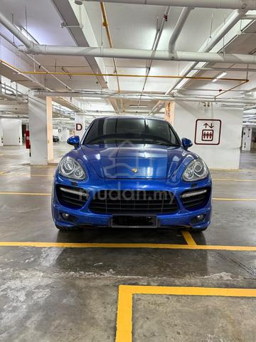2010 Porsche CAYENNE 4.8 TURBO 958 (A) - 1
