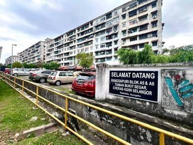 Flat Taman Bukit Segar 1