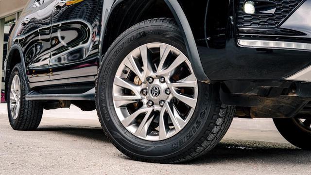 Toyota FORTUNER 2.7 SRZ F.LIFT P.BOOT 360CAM 2022 - 5