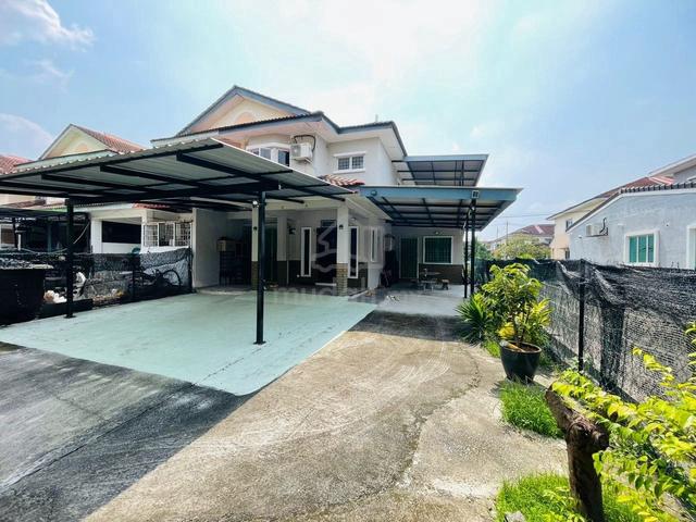 End Lot | Renovated Double Storey@ Taman Alam Jaya Bandar Puncak Alam 1
