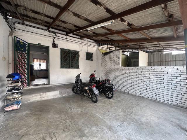 MURAH | FULL LOAN 🔥 Double Storey Terrace Bandar Suleiman Port Klang 1