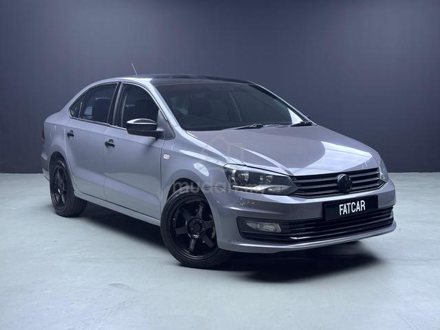 Volkswagen VENTO 1.6 Wrapping Grey 17" Sport Rims - 1