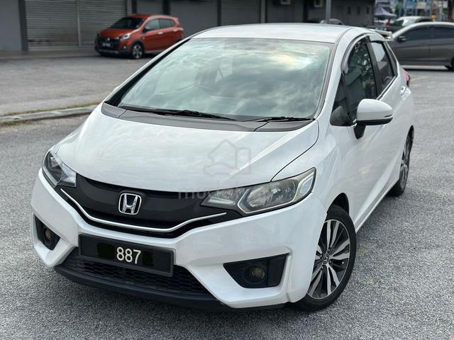 2015 Honda JAZZ 1.5 V (A)FULL LOAN / CASH - 1