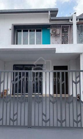 Murah Rumah Serenia 🔥Serenia Amani Bandar Serenia Sepang Klia 1