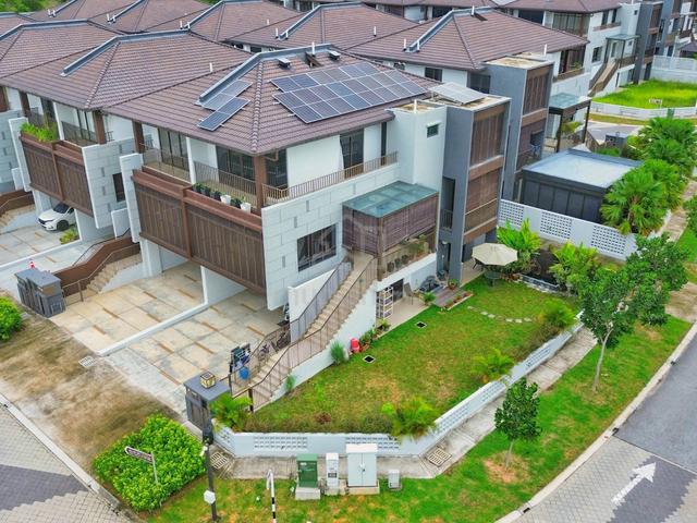 Corner Lot Facing Open ‼️ 3 Storey, The Mulia Residences, Cyberjaya 1