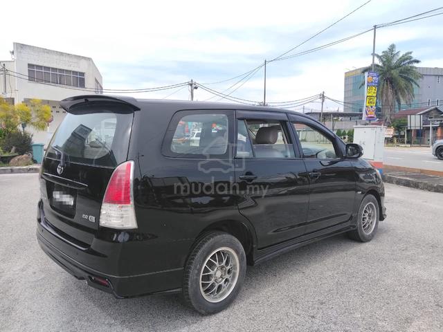 2010 Toyota INNOVA 2.0 E FACELIFT (A) - 4