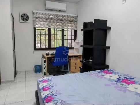 Medium Room BU11 1