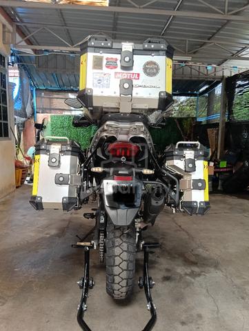 SVT 650 X Touring bike - photo 4 of 6