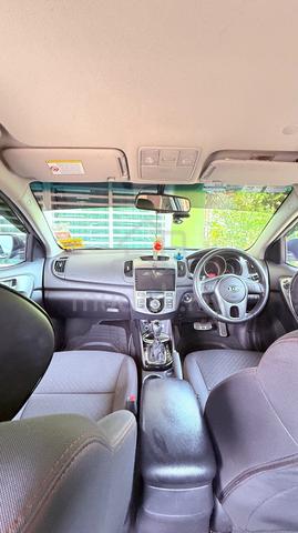 2012 Kia FORTE 1.6 SX (A) - 4