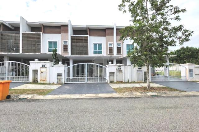 SUPERLINK DOUBLE STOREY Saujana Tropika (Samira) S2 Heights Seremban 2 1