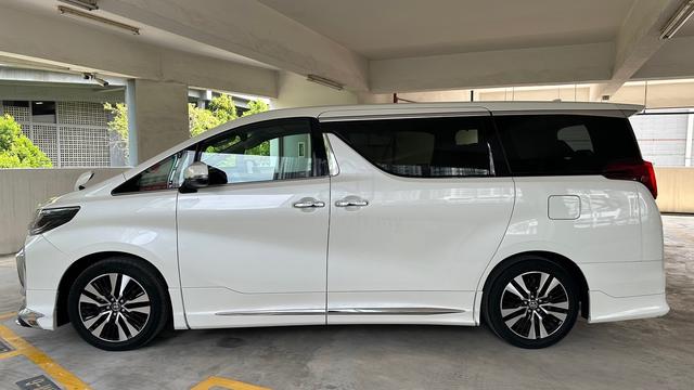 Bodykit 2021 Toyota ALPHARD 2.5 SC Sunroof Bsm - 5