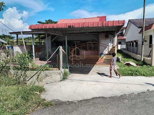 Kedah Bedong Partially Furnished Bungalow House For Rent 1