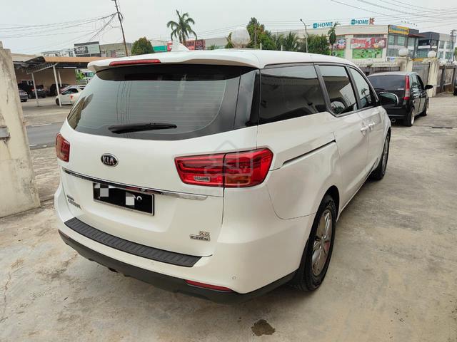 2019 Kia GRAND CARNIVAL 2.2 D YP (A) - 4