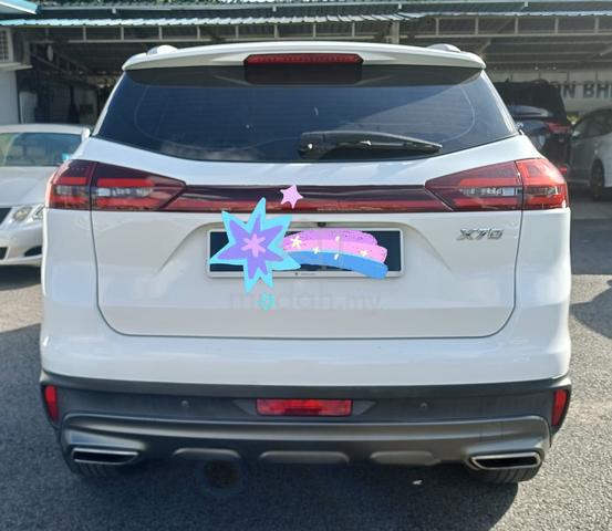PROTON X70 1.8 TGDI EXECUTIVE 2WD BLACK INTERiOR - 4