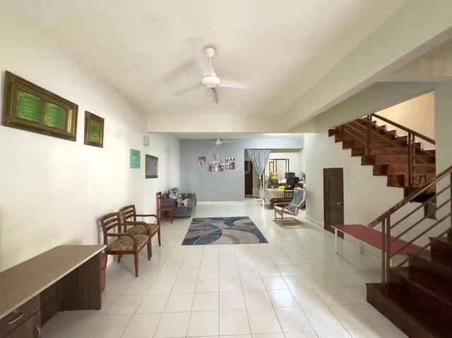 GUARDED⭐ Double Storey Terrace Jalan Nova U5 Subang Bestari Shah Alam 1
