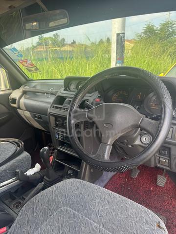 1997 Mitsubishi PAJERO 2.5 (M) - 5