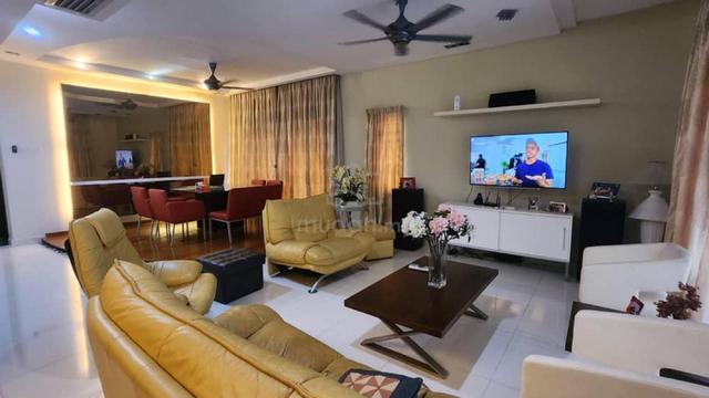 Renovated Endlot Below MV for sale in Denai Alam 1