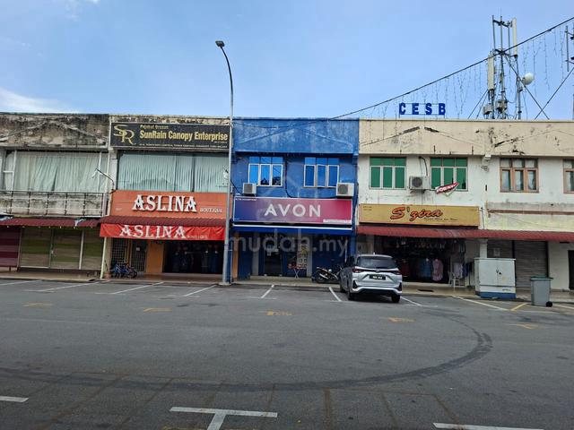Ground Floor Shop Taman Seri Cempaka Peringgit Facing AMJ Main Road 1
